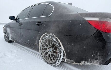 BMW 5 серия, 2004 год, 1 199 999 рублей, 13 фотография