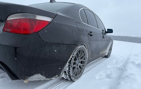 BMW 5 серия, 2004 год, 1 199 999 рублей, 12 фотография