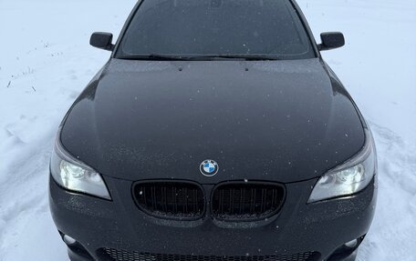 BMW 5 серия, 2004 год, 1 199 999 рублей, 17 фотография