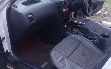 Nissan AD II, 2001 год, 160 000 рублей, 10 фотография