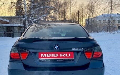 BMW 3 серия, 2005 год, 1 250 000 рублей, 4 фотография