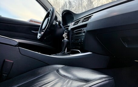 BMW 3 серия, 2005 год, 1 250 000 рублей, 26 фотография