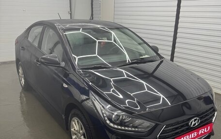 Hyundai Solaris II рестайлинг, 2018 год, 1 290 000 рублей, 12 фотография