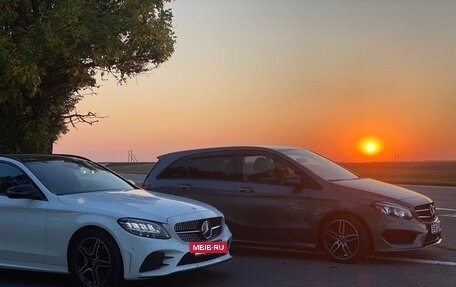 Mercedes-Benz B-Класс, 2018 год, 2 200 000 рублей, 14 фотография