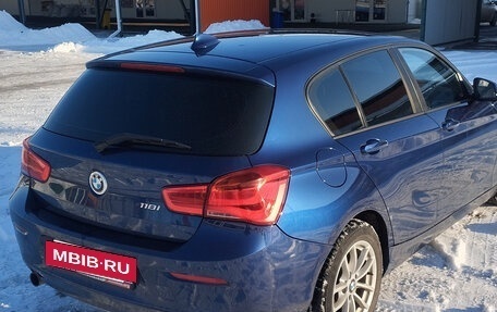 BMW 1 серия, 2018 год, 1 780 000 рублей, 4 фотография