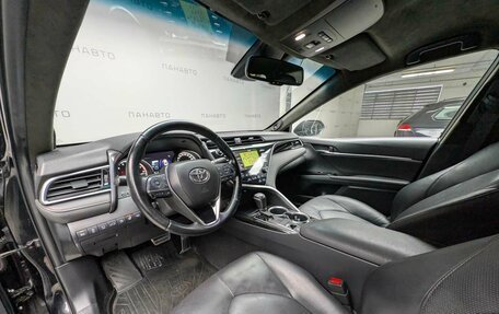 Toyota Camry, 2018 год, 2 697 000 рублей, 8 фотография