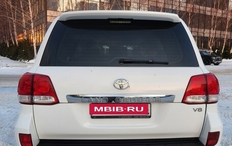 Toyota Land Cruiser 200, 2010 год, 4 000 000 рублей, 3 фотография