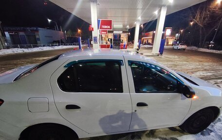 Renault Logan II, 2017 год, 550 000 рублей, 6 фотография