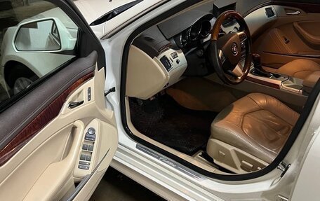 Cadillac CTS II, 2011 год, 1 300 000 рублей, 10 фотография