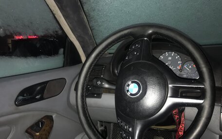 BMW 3 серия, 2001 год, 930 000 рублей, 2 фотография