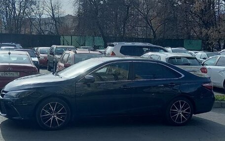 Toyota Camry, 2016 год, 950 000 рублей, 2 фотография