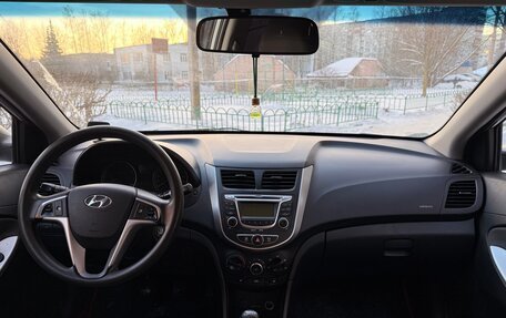 Hyundai Solaris II рестайлинг, 2013 год, 650 000 рублей, 8 фотография