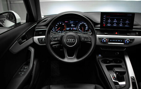 Audi A4, 2021 год, 3 048 000 рублей, 10 фотография