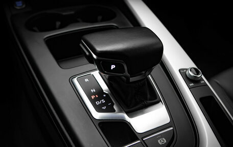 Audi A4, 2021 год, 3 048 000 рублей, 20 фотография