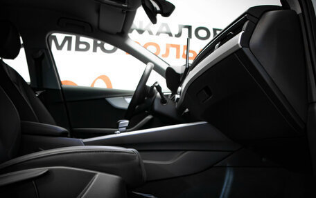 Audi A4, 2021 год, 3 048 000 рублей, 29 фотография