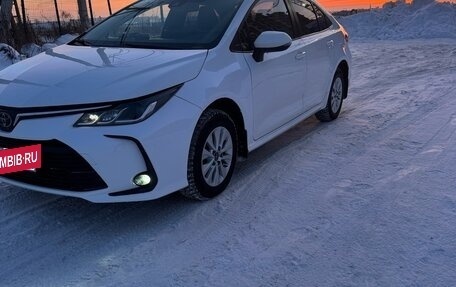 Toyota Corolla, 2021 год, 2 250 000 рублей, 2 фотография