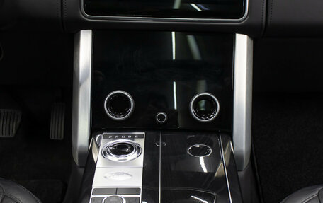 Land Rover Range Rover IV рестайлинг, 2020 год, 11 000 000 рублей, 14 фотография