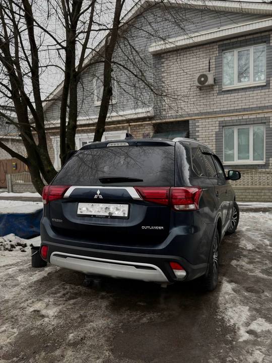 Mitsubishi Outlander III рестайлинг 3, 2019 год, 2 180 000 рублей, 2 фотография
