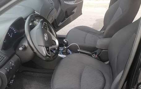 Hyundai Solaris II рестайлинг, 2013 год, 750 000 рублей, 5 фотография