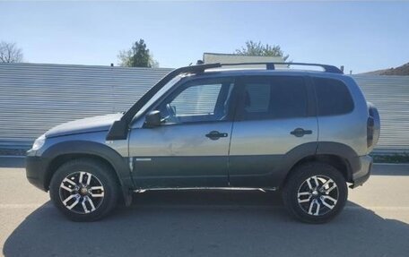 Chevrolet Niva I рестайлинг, 2013 год, 500 000 рублей, 4 фотография