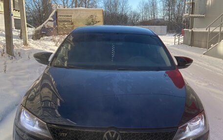 Volkswagen Jetta VI, 2011 год, 790 000 рублей, 2 фотография