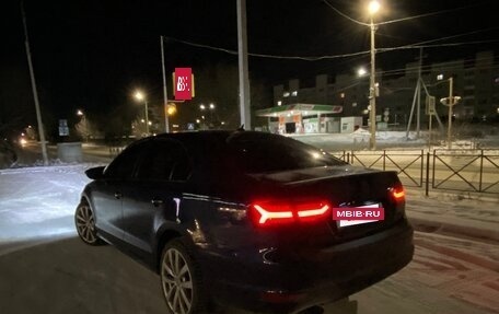 Volkswagen Jetta VI, 2011 год, 790 000 рублей, 10 фотография