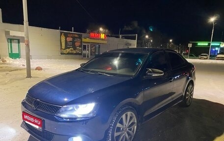 Volkswagen Jetta VI, 2011 год, 790 000 рублей, 14 фотография