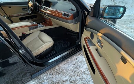 BMW 7 серия, 2004 год, 1 400 000 рублей, 17 фотография