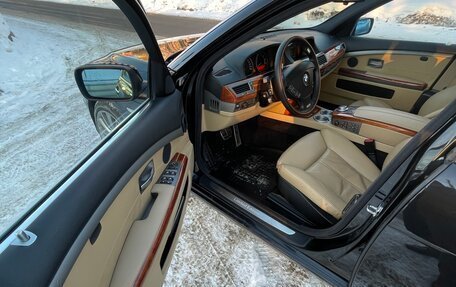 BMW 7 серия, 2004 год, 1 400 000 рублей, 18 фотография