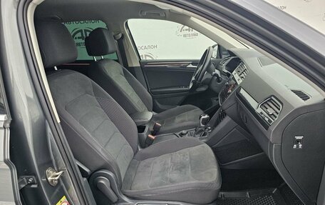 Volkswagen Tiguan II, 2021 год, 3 199 000 рублей, 14 фотография