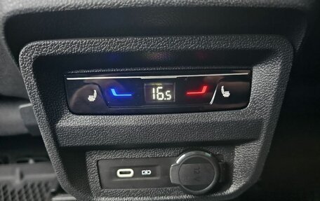 Volkswagen Tiguan II, 2021 год, 3 199 000 рублей, 30 фотография