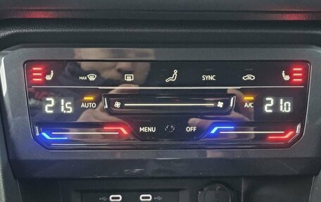 Volkswagen Tiguan II, 2021 год, 3 199 000 рублей, 28 фотография