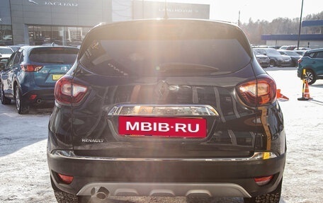 Renault Kaptur I рестайлинг, 2017 год, 1 225 000 рублей, 6 фотография