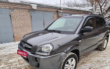 Hyundai Tucson III, 2008 год, 790 000 рублей, 3 фотография