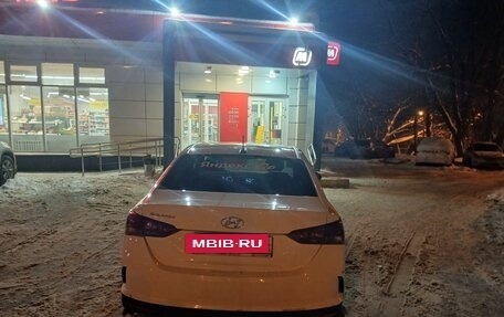 Hyundai Solaris II рестайлинг, 2021 год, 1 200 000 рублей, 10 фотография