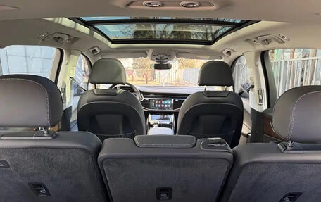 Audi Q7, 2025 год, 10 100 013 рублей, 17 фотография