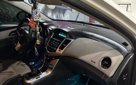 Chevrolet Cruze II, 2012 год, 780 000 рублей, 6 фотография