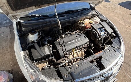 Chevrolet Cruze II, 2012 год, 780 000 рублей, 9 фотография