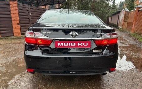 Toyota Camry, 2016 год, 2 250 000 рублей, 4 фотография