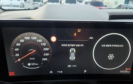 KIA Carnival, 2024 год, 5 999 123 рублей, 8 фотография