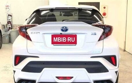 Toyota C-HR I рестайлинг, 2021 год, 1 850 000 рублей, 4 фотография