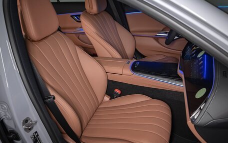 Mercedes-Benz E-Класс, 2025 год, 9 700 000 рублей, 28 фотография