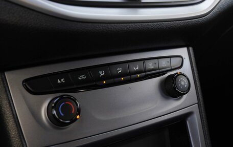 Opel Astra K, 2021 год, 1 320 000 рублей, 14 фотография