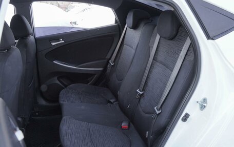 Hyundai Solaris II рестайлинг, 2015 год, 830 000 рублей, 9 фотография