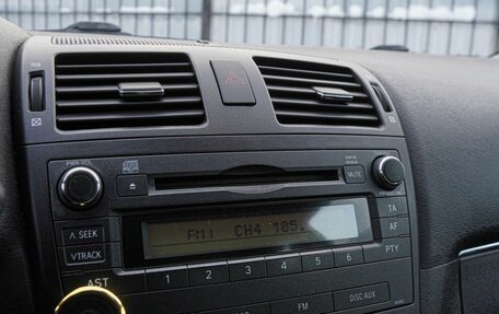 Toyota Avensis III рестайлинг, 2010 год, 1 050 000 рублей, 13 фотография