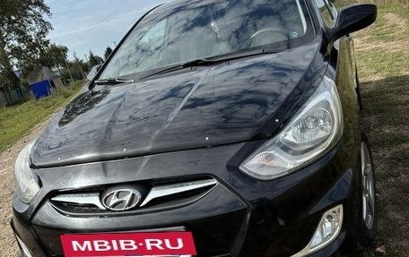 Hyundai Solaris II рестайлинг, 2011 год, 660 000 рублей, 8 фотография