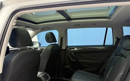 Volkswagen Tiguan II, 2022 год, 2 720 999 рублей, 8 фотография