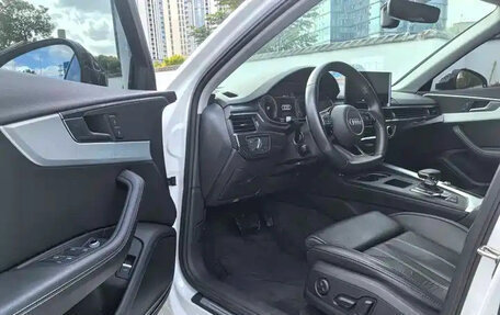 Audi A4, 2022 год, 2 350 000 рублей, 8 фотография