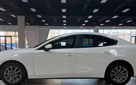 Mazda 3, 2022 год, 1 350 003 рублей, 3 фотография