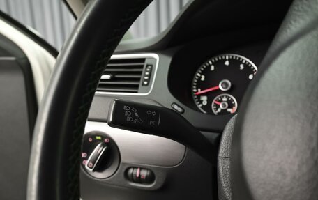 Volkswagen Jetta VI, 2014 год, 1 431 000 рублей, 17 фотография